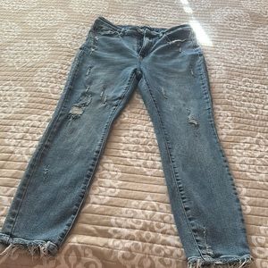 Judy Blue distressed relaxed fit size 11/30